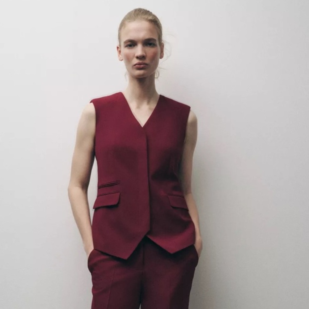 Zara NWT ZW Collection Burgundy Tailored Vest Waistcoat 2446/797 XS